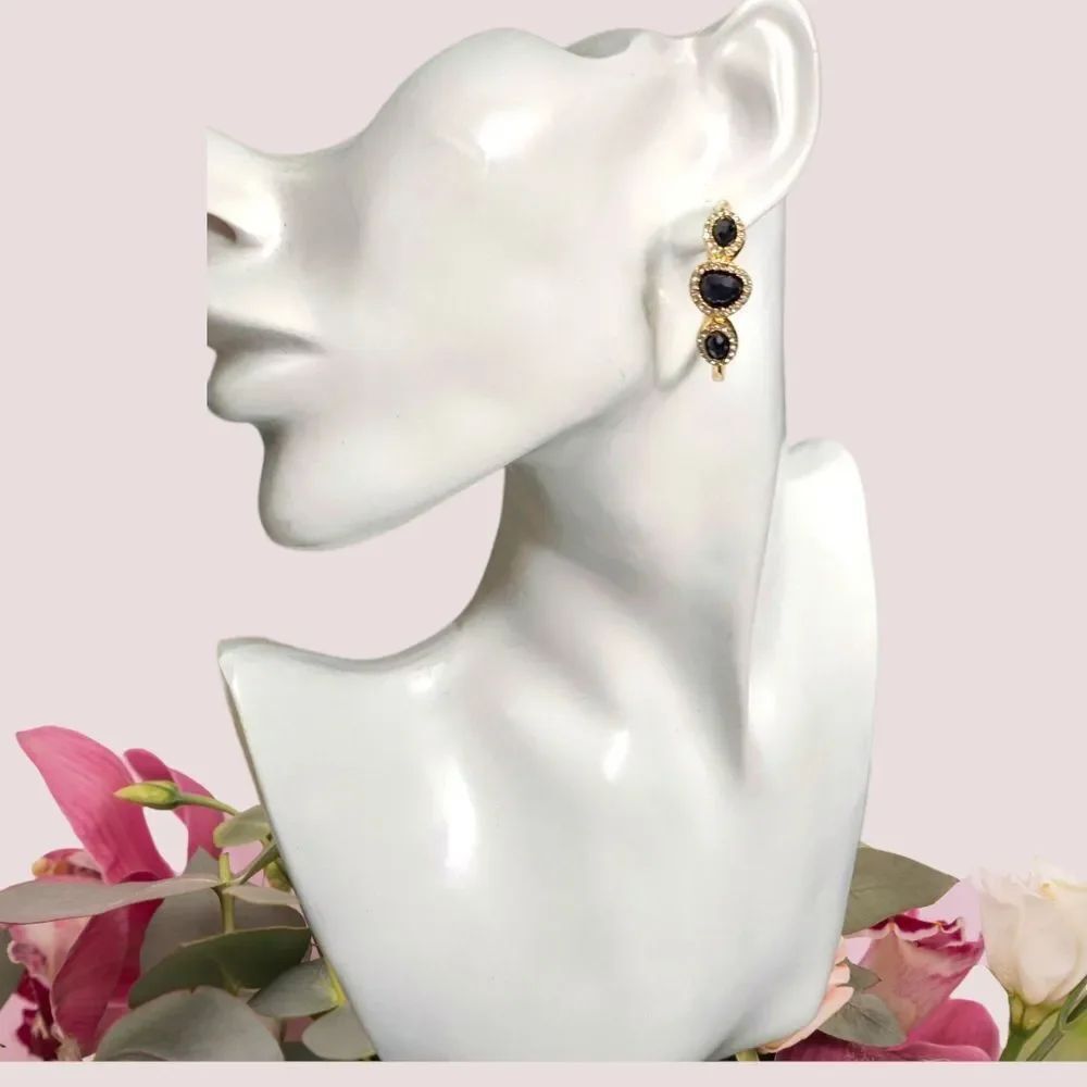 Elegant Gold and Black Hoop Earrings